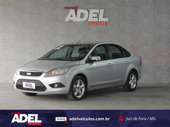 FORD FOCUS 2.0 GLX SEDAN 16V FLEX 4P MANUAL